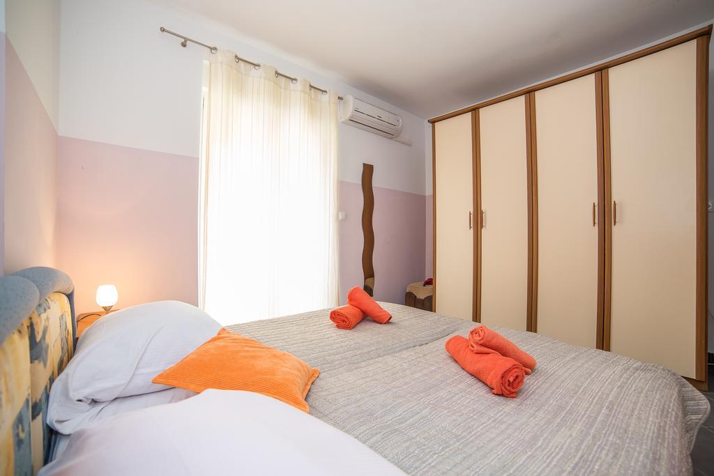 Apartments Saldun Trogir Exterior foto