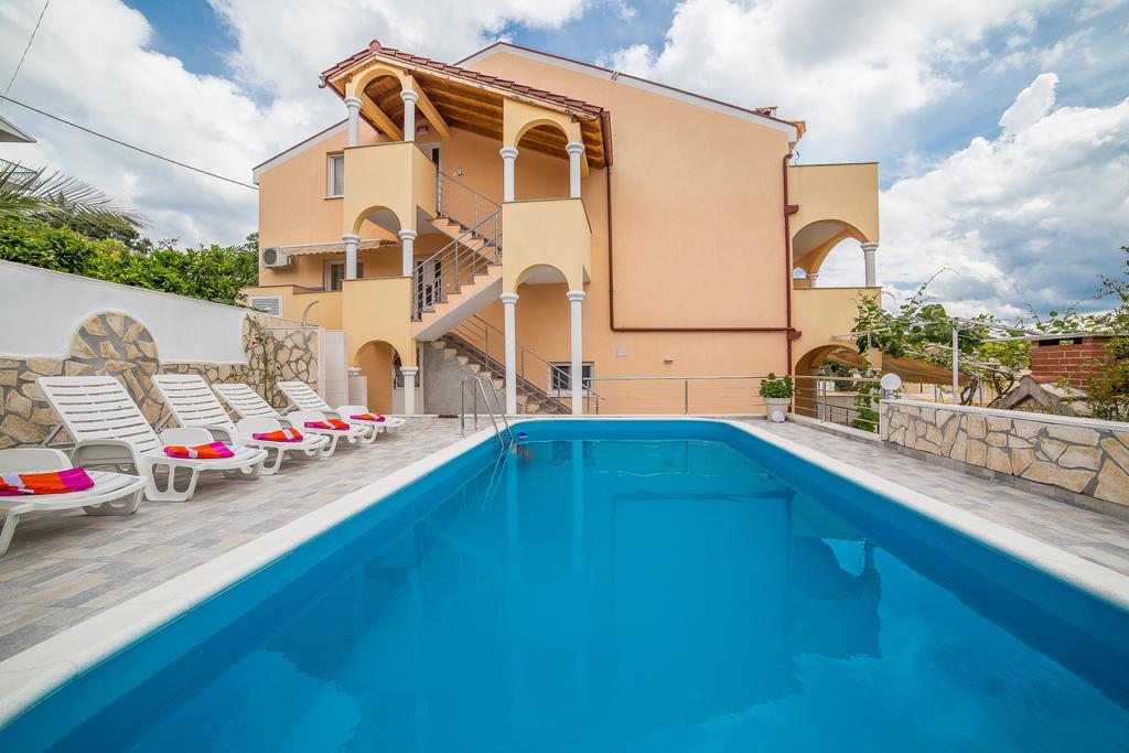 Apartments Saldun Trogir Exterior foto